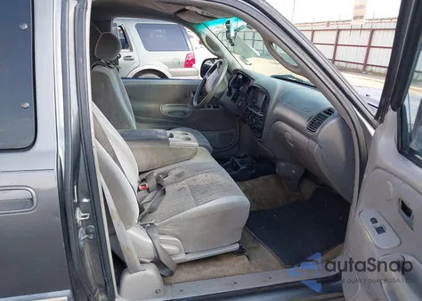 2003 Toyota Tundra Sr5 V8 z USA, uszkodzony, nr VIN 5TBRT34133S387074